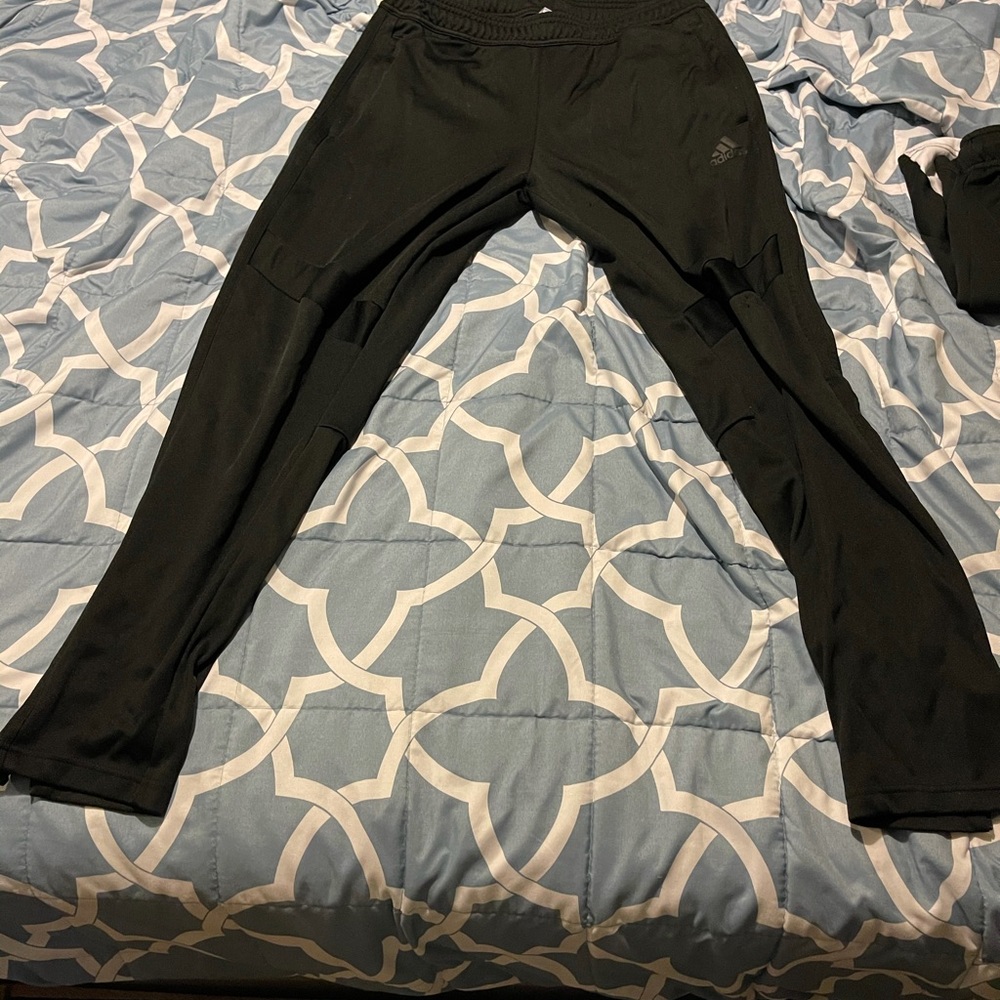Adidas jogging pants Size Large